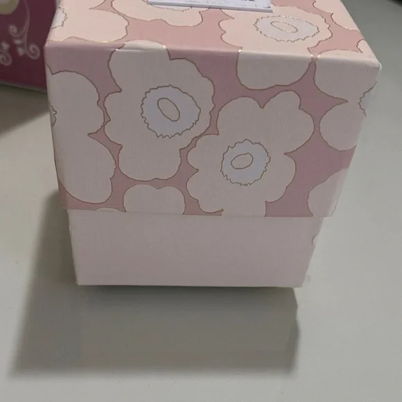 Piper Peach and Gold toned  Resin Bangle Bracelet Set - Picture 3 of 3